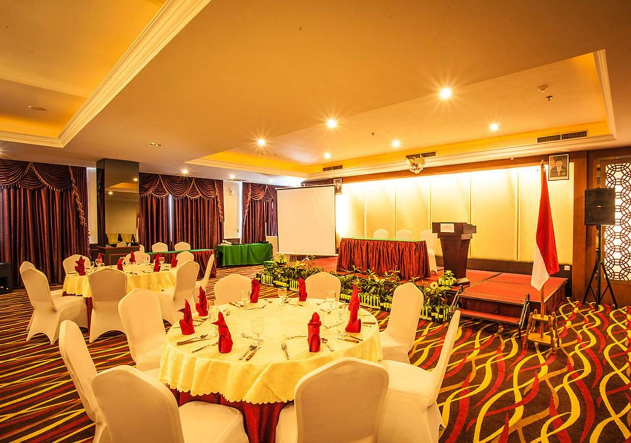 King'S Hotel Nagoya Batam Exterior photo